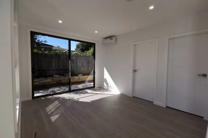 thumbnail image of 21A Buckland Ave CARLINGFORD